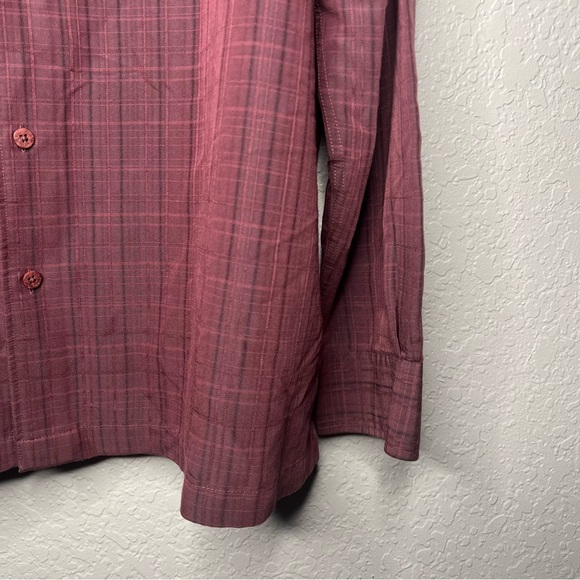 Batik Bay Shirt, Men's Size XL, Red, Button Up Long Sleeve Dress Shirt Plaid. - Picture 3 of 7